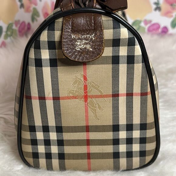 💯Authentic Burberrys Boston Handbag🍀 - Picture 8 of 17